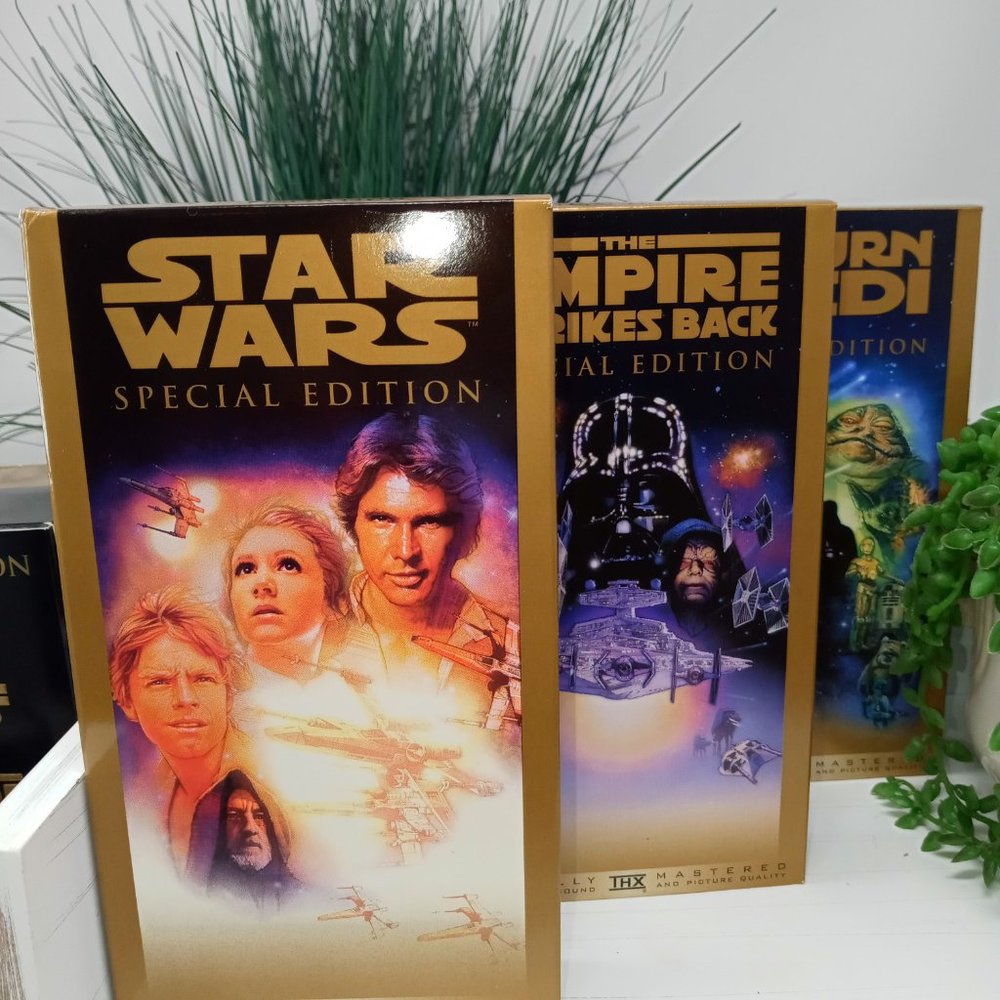 Special Edition Digitally Mastered Star Wars Trilogy VHS Box Set - Picture 3 of 8